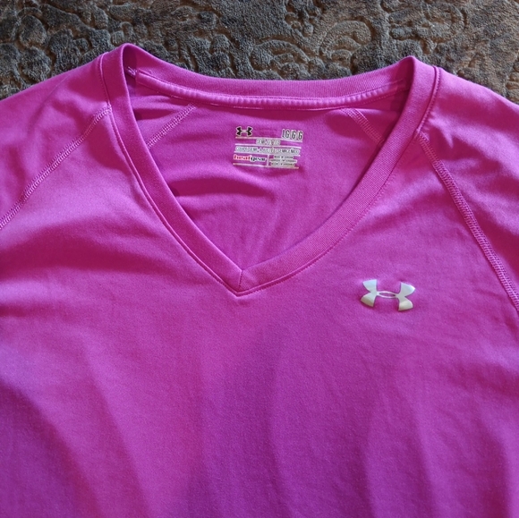 UNDER ARMOUR Heat Gear V-Neck Pink Activewear Pullover Shirt Women's Size Large - Picture 4 of 5